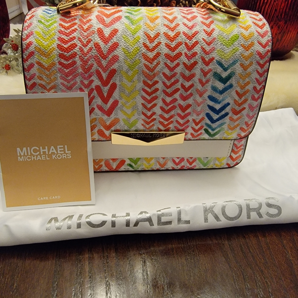 Brand new with tags MICHAEL Michael Kors small crossbody in style JADE.